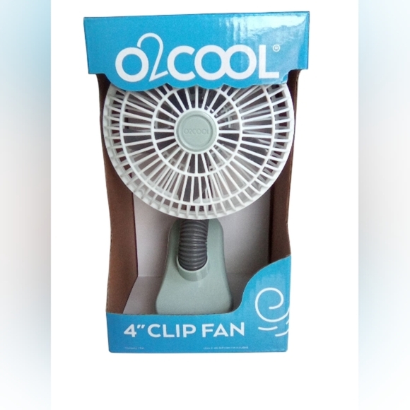 O2 Cool Portable Clip Fan with Efficient Multi-Blade Design - Picture 3 of 10